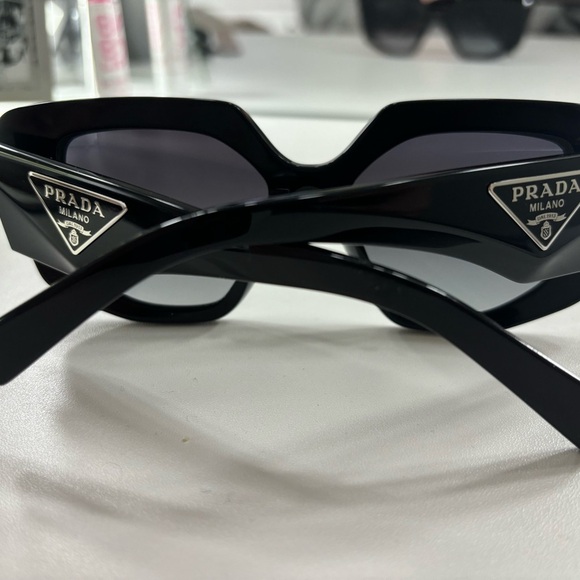 Prada Black Women's Sunglasses - Picture 2 of 7